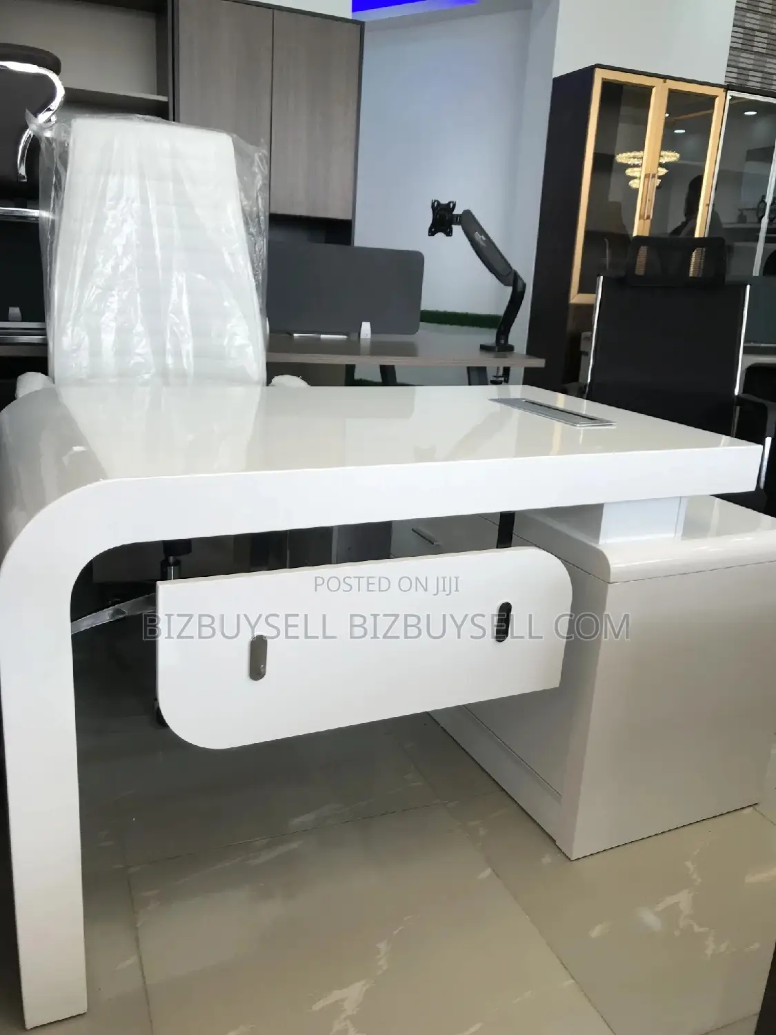 Office Executive Table (White)