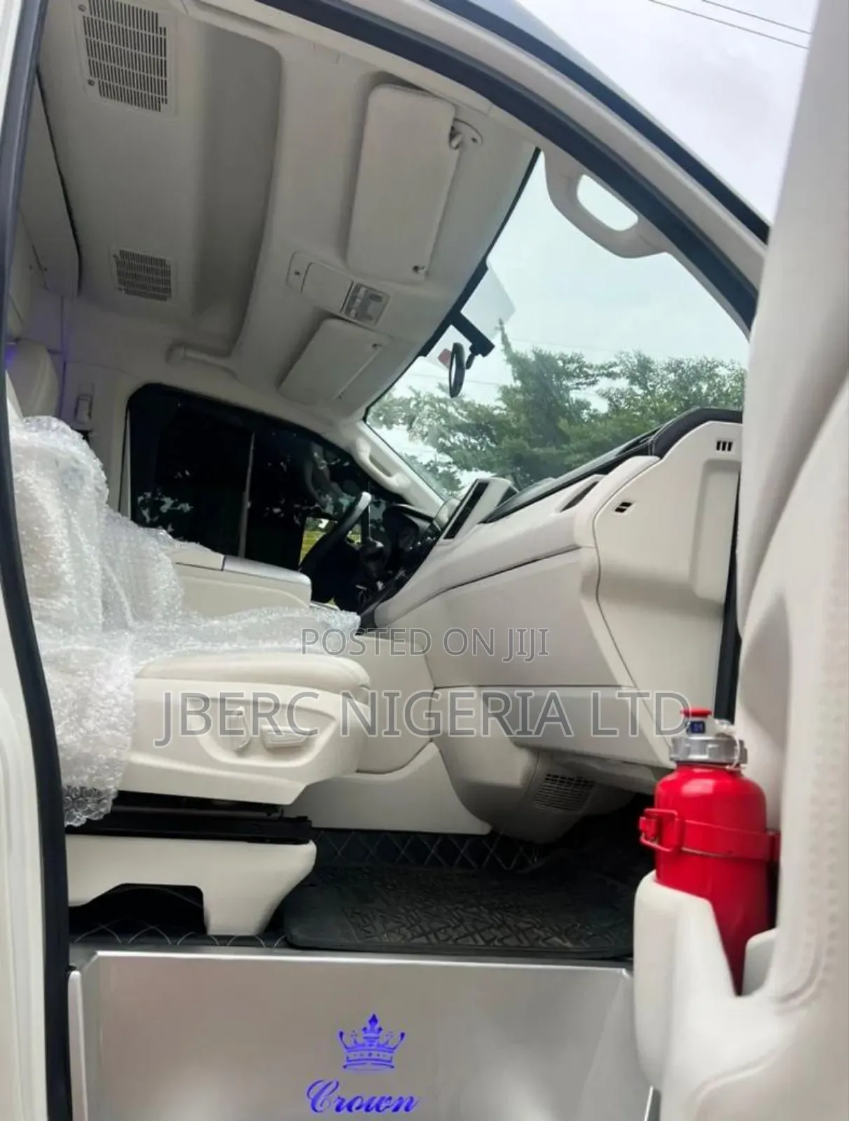 Toyota HiAce 2022 Black