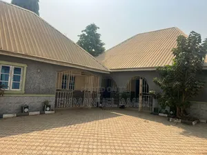 Furnished 1bdrm Block of Flats in Keffi for sale