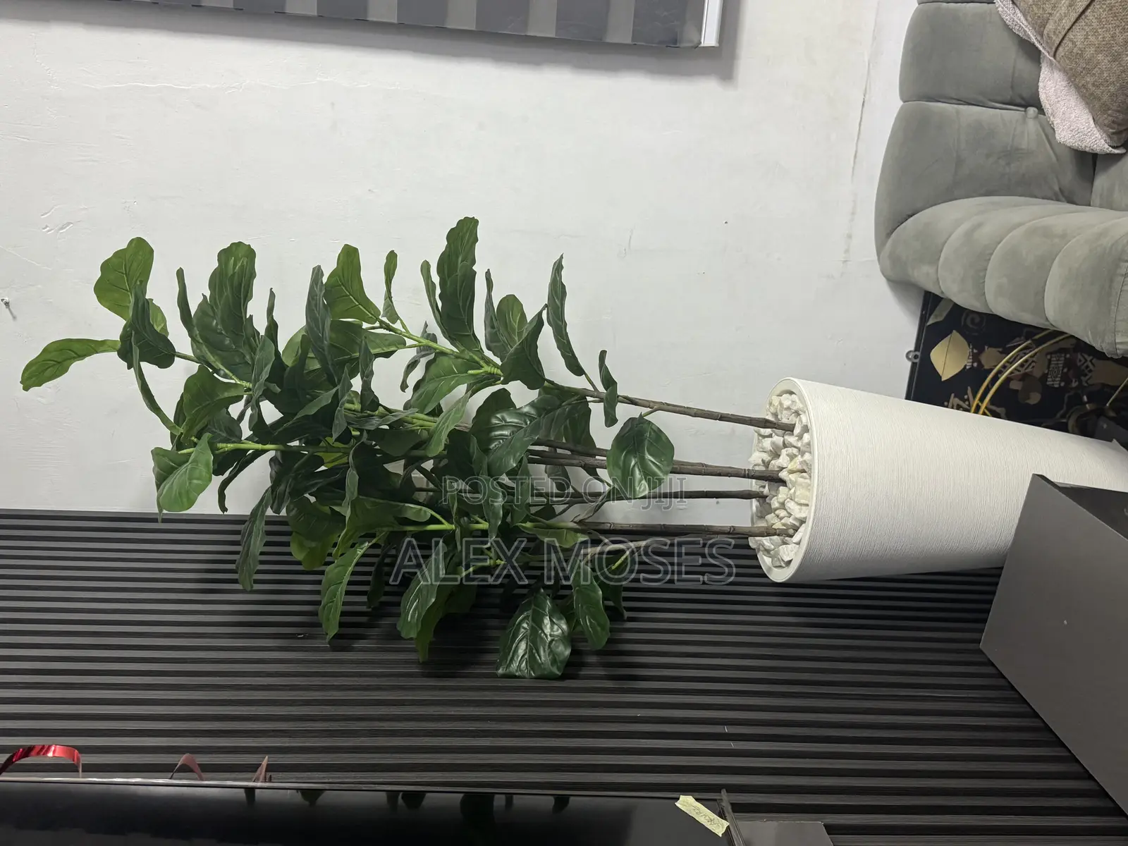 Luxury / Stylish Artificial Interior Flower and Pot.