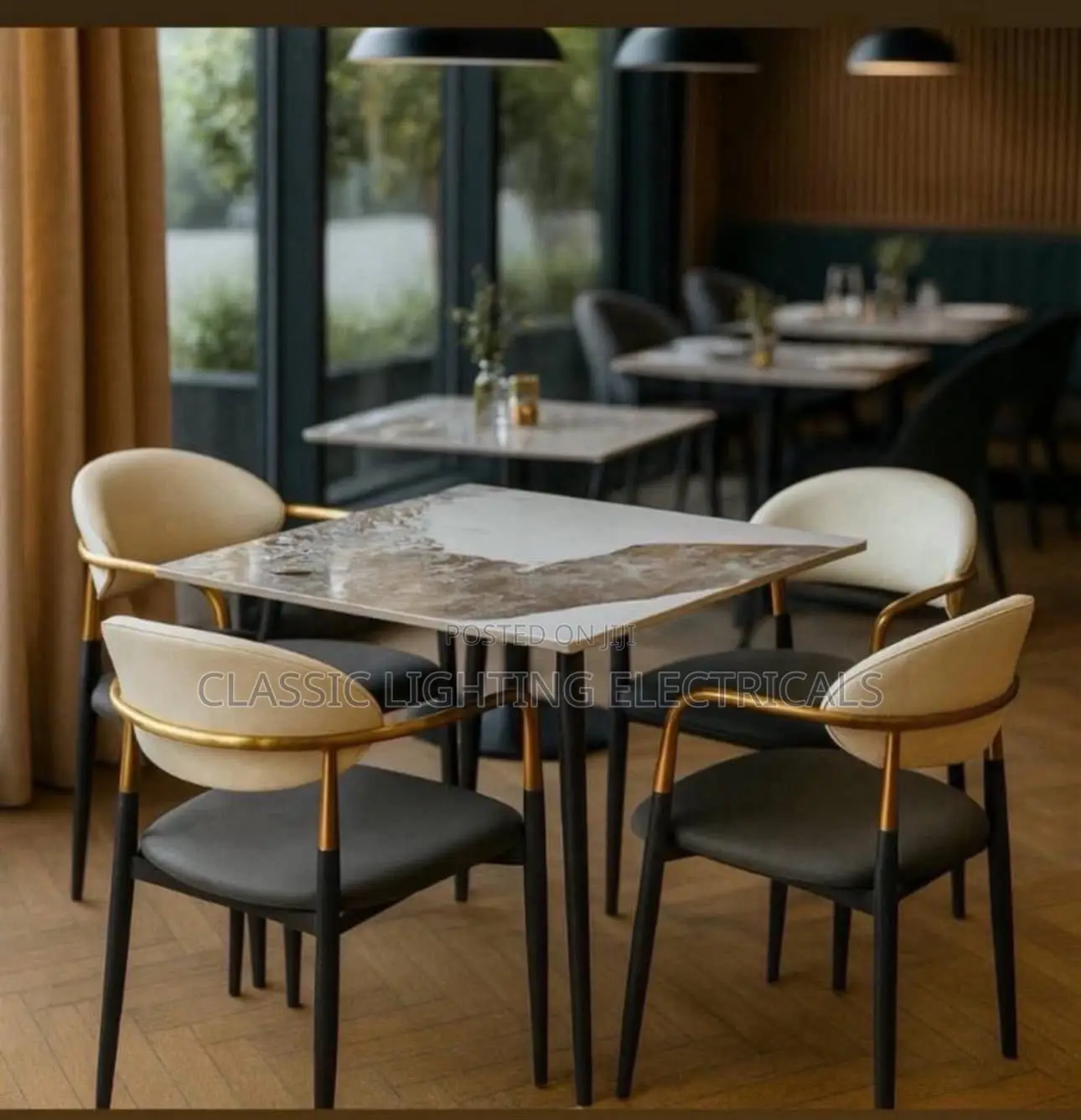 Restaurant 4 Seater Set