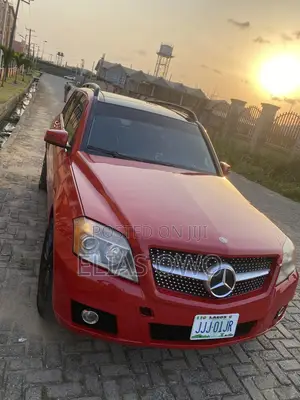 Mercedes-Benz GLK-Class 350 4MATIC 2011 Red