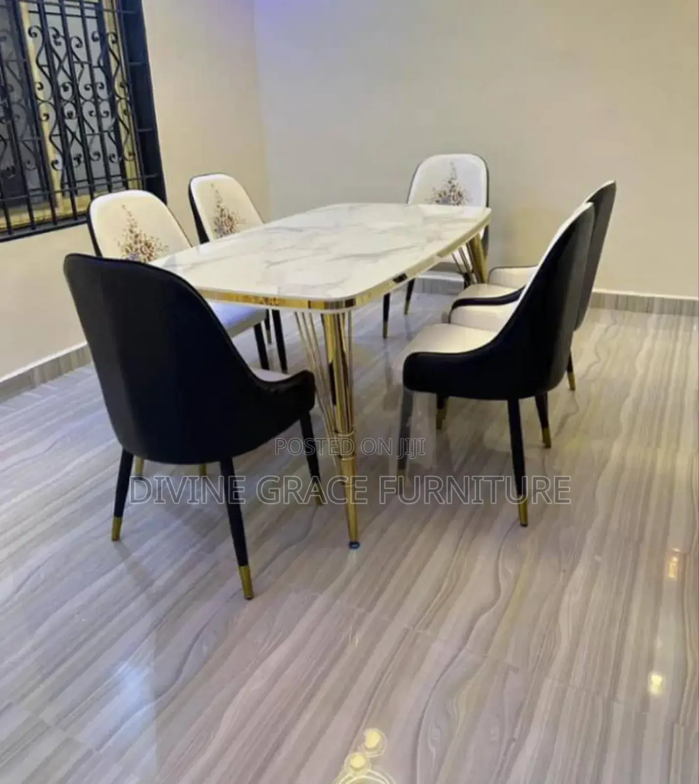 High Quality Dining Table Set