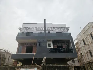 4bdrm Duplex in Ikeja for sale