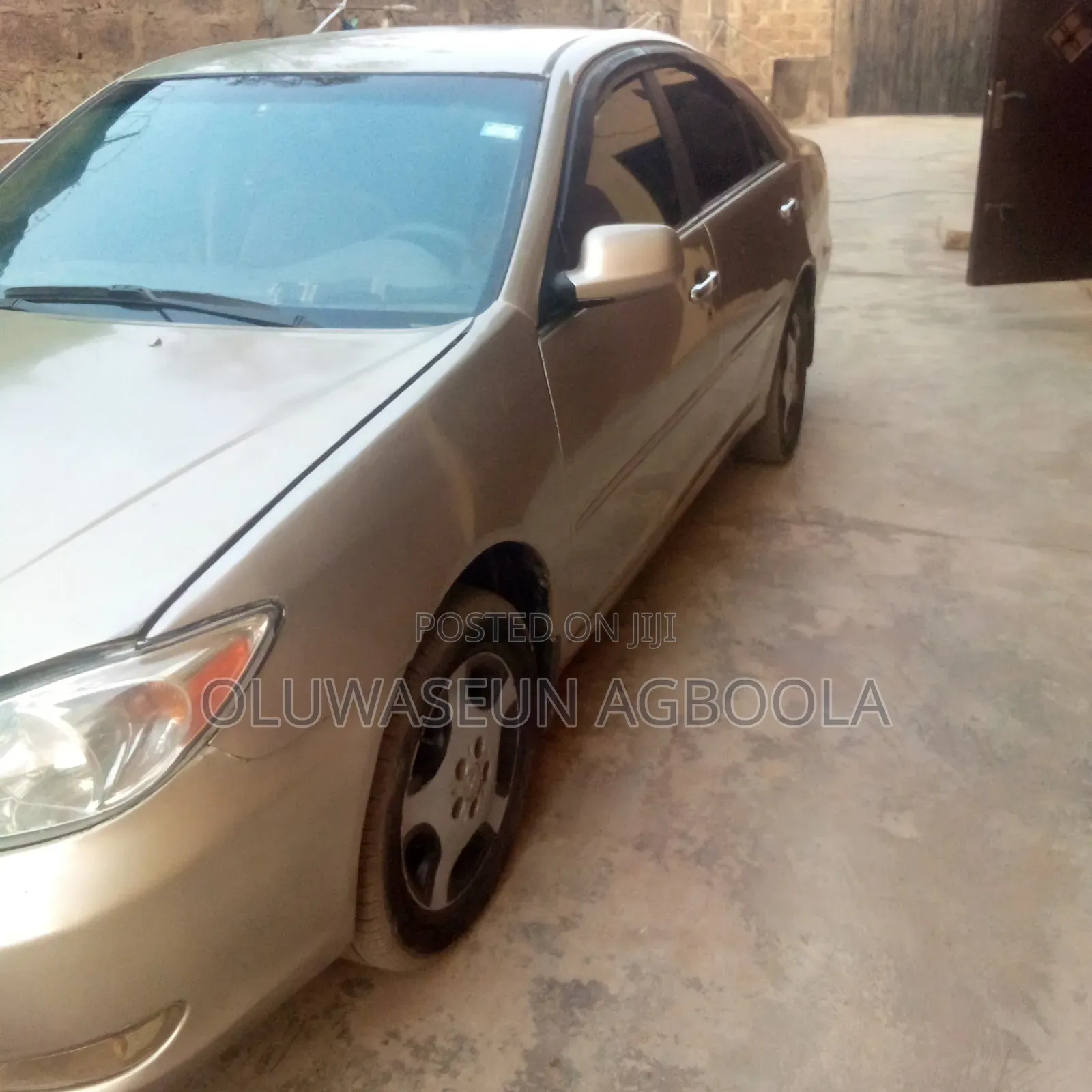 2004 Toyota Camry LE 4dr Sedan (2.4L 4cyl 4A)