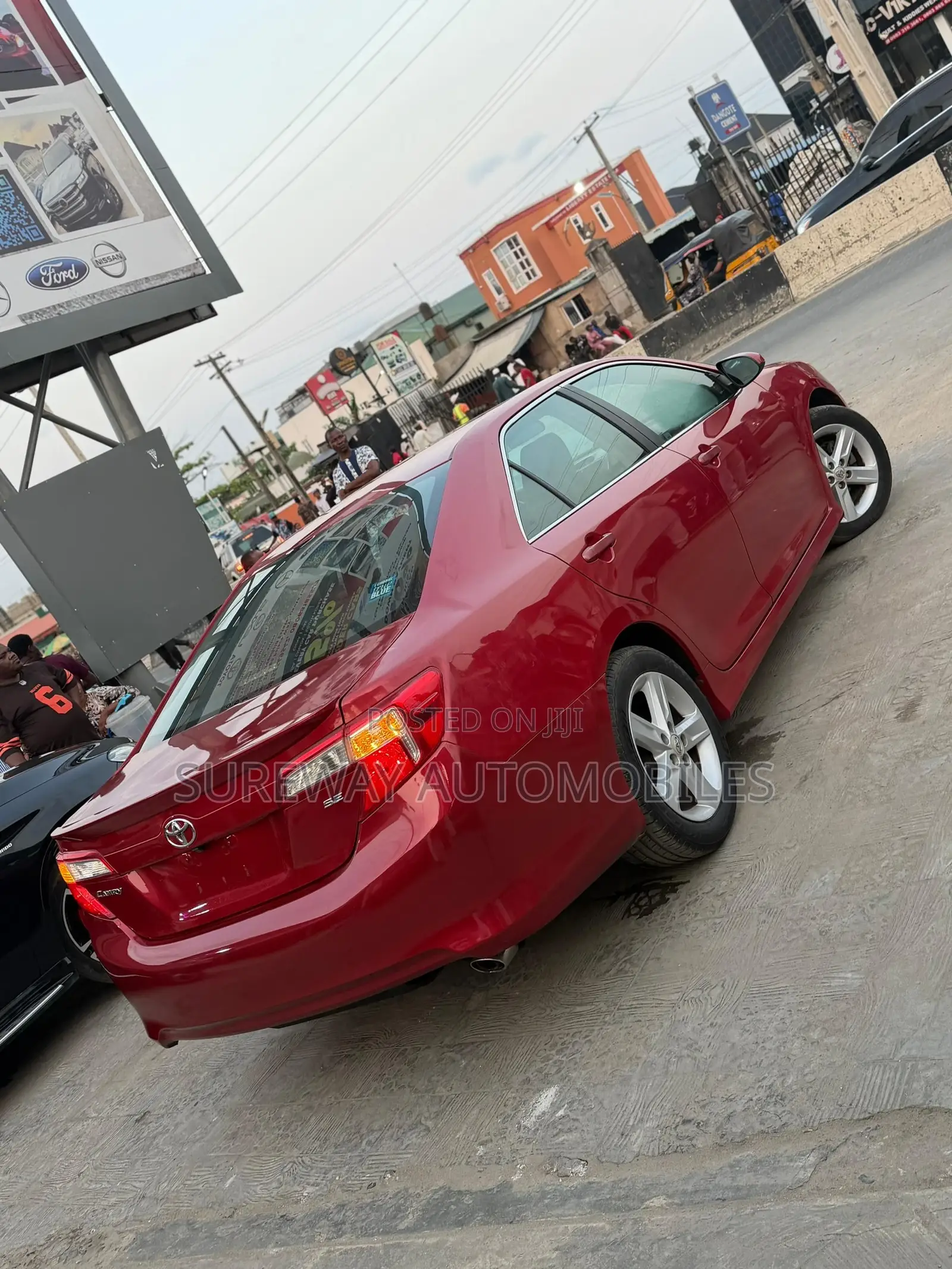 Toyota Camry 2012 Red