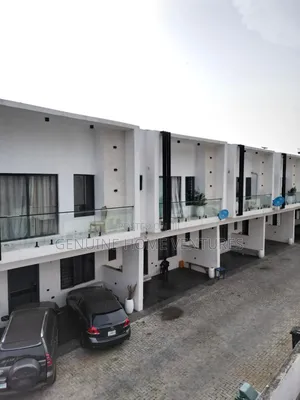 4bdrm Duplex in Ikota for sale