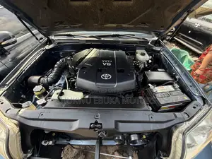 Toyota 4-Runner Limited V6 2005 Blue