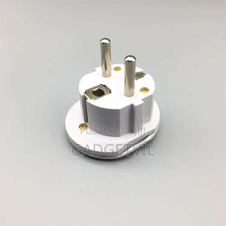 Universal Us Uk Au Eu Plug Adapter/Converter