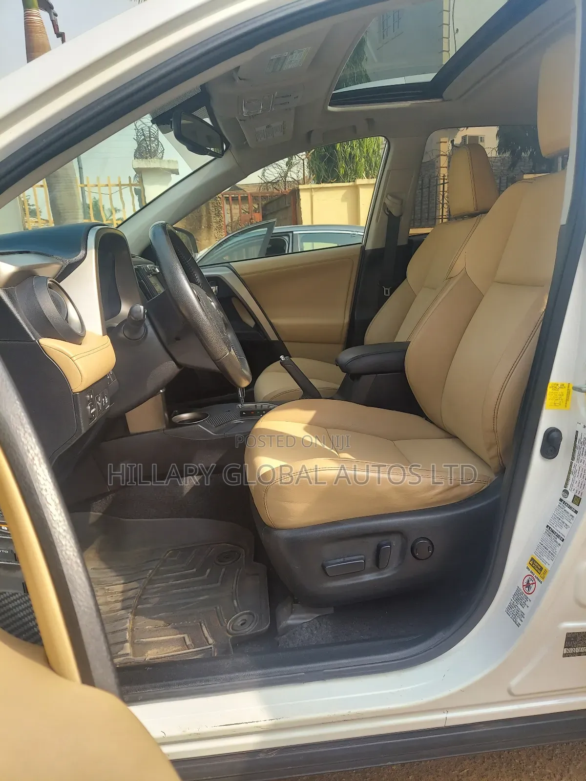 Toyota RAV4 2014 White