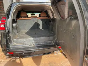 Toyota Land Cruiser Prado 2016 Black