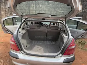 Nissan Almera 1.5i Visia 2005 Silver