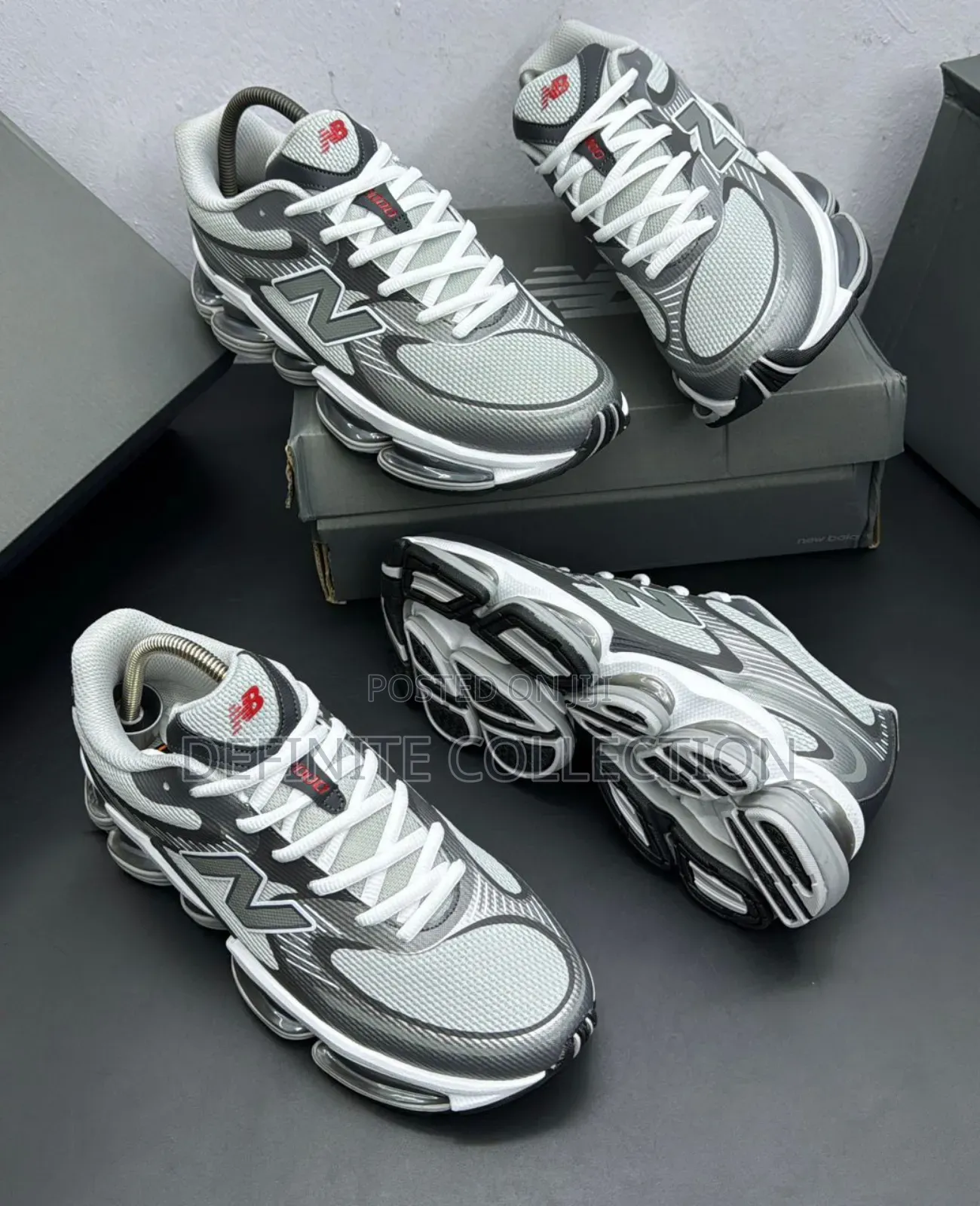 New Balance 2000 Sneakers