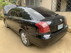 Toyota Avensis 2.4 VVT-i Executive 2006 Black