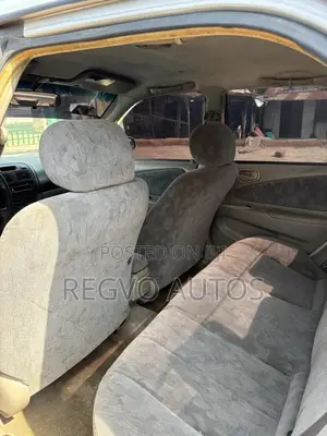Toyota Corolla 1.9 D Sedan 2000 Silver