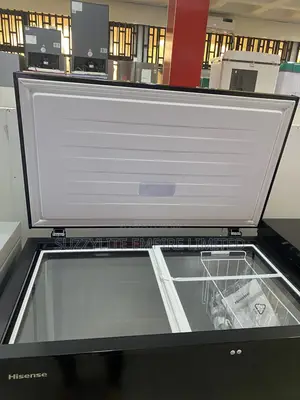 Hisense Chest Freezer Black 189 Liters