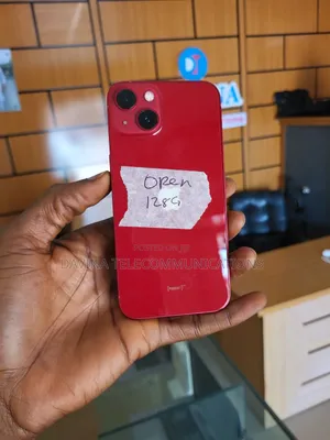 Apple iPhone 13 128 GB Red