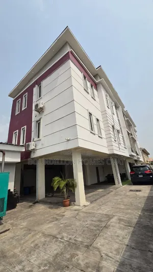 2bdrm Apartment in Lekki Phase 1 Lagos for rent