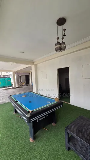 2bdrm Apartment in Lekki Phase 1 Lagos for rent