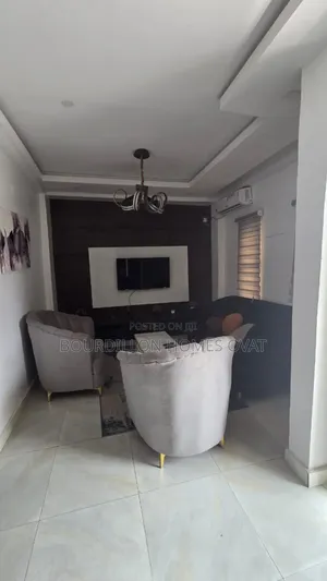 2bdrm Apartment in Lekki Phase 1 Lagos for rent
