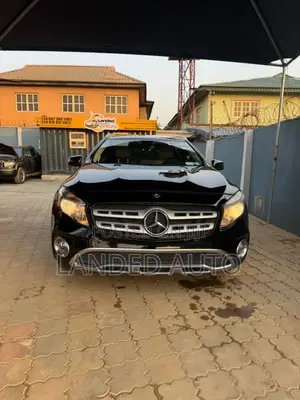 Mercedes-Benz GLA 250 2018 Black