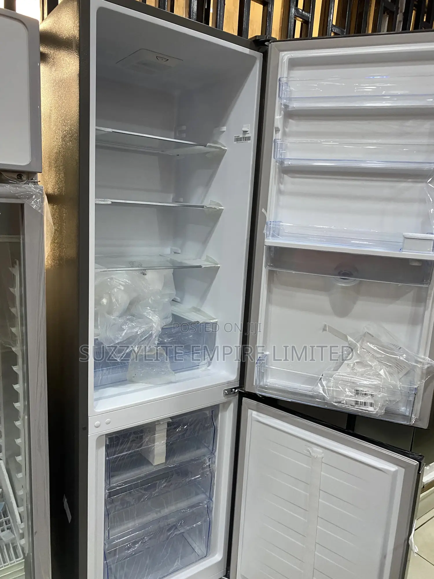 Hisense 350 Liters Refrigerator Down Freezer