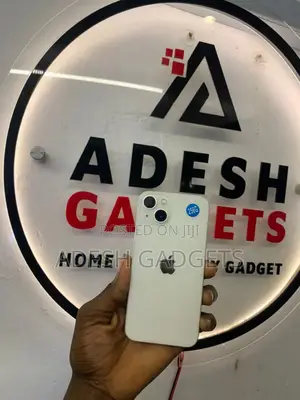 Apple iPhone 13 256 GB White