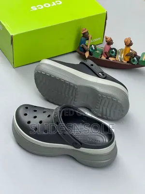 Classic Stacked Comfort Clogs