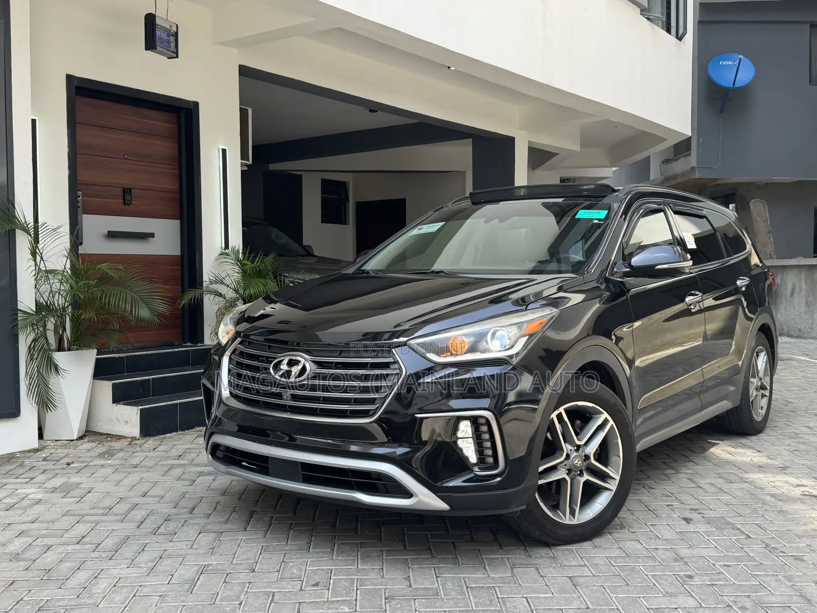 Hyundai Santa Fe Limited Ultimate AWD 2017 Black