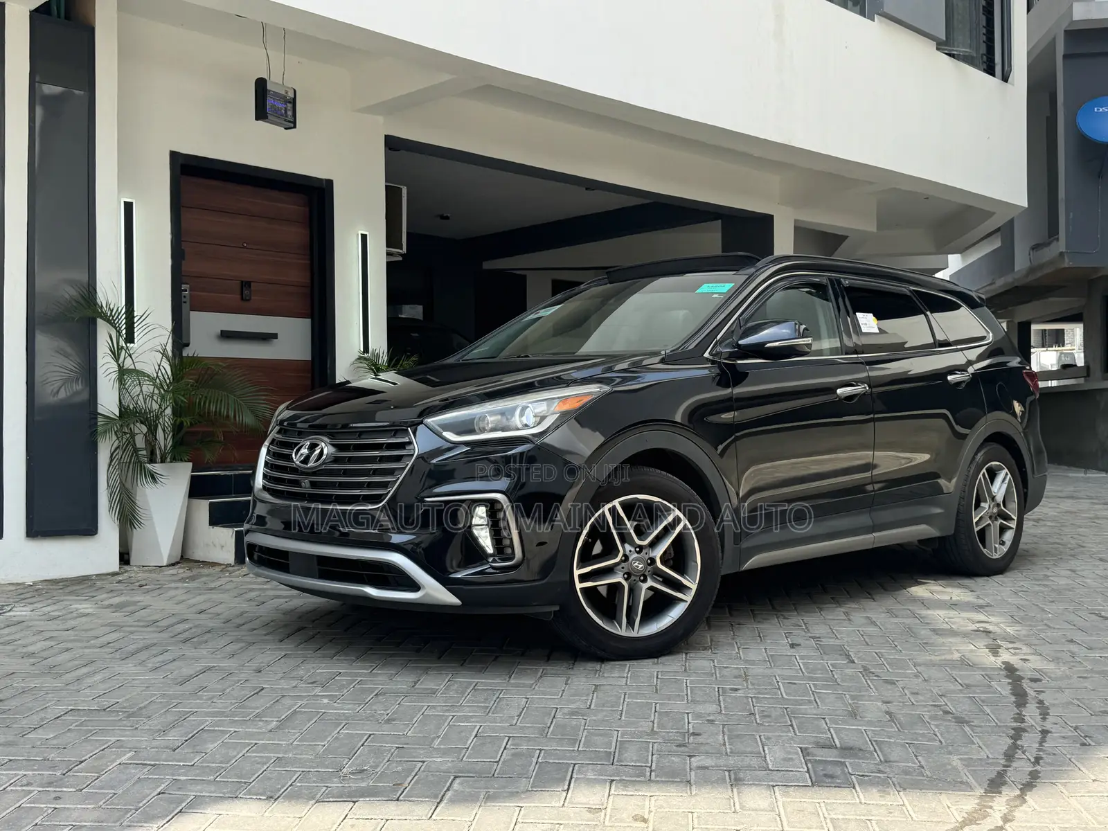 Hyundai Santa Fe Limited Ultimate AWD 2017 Black