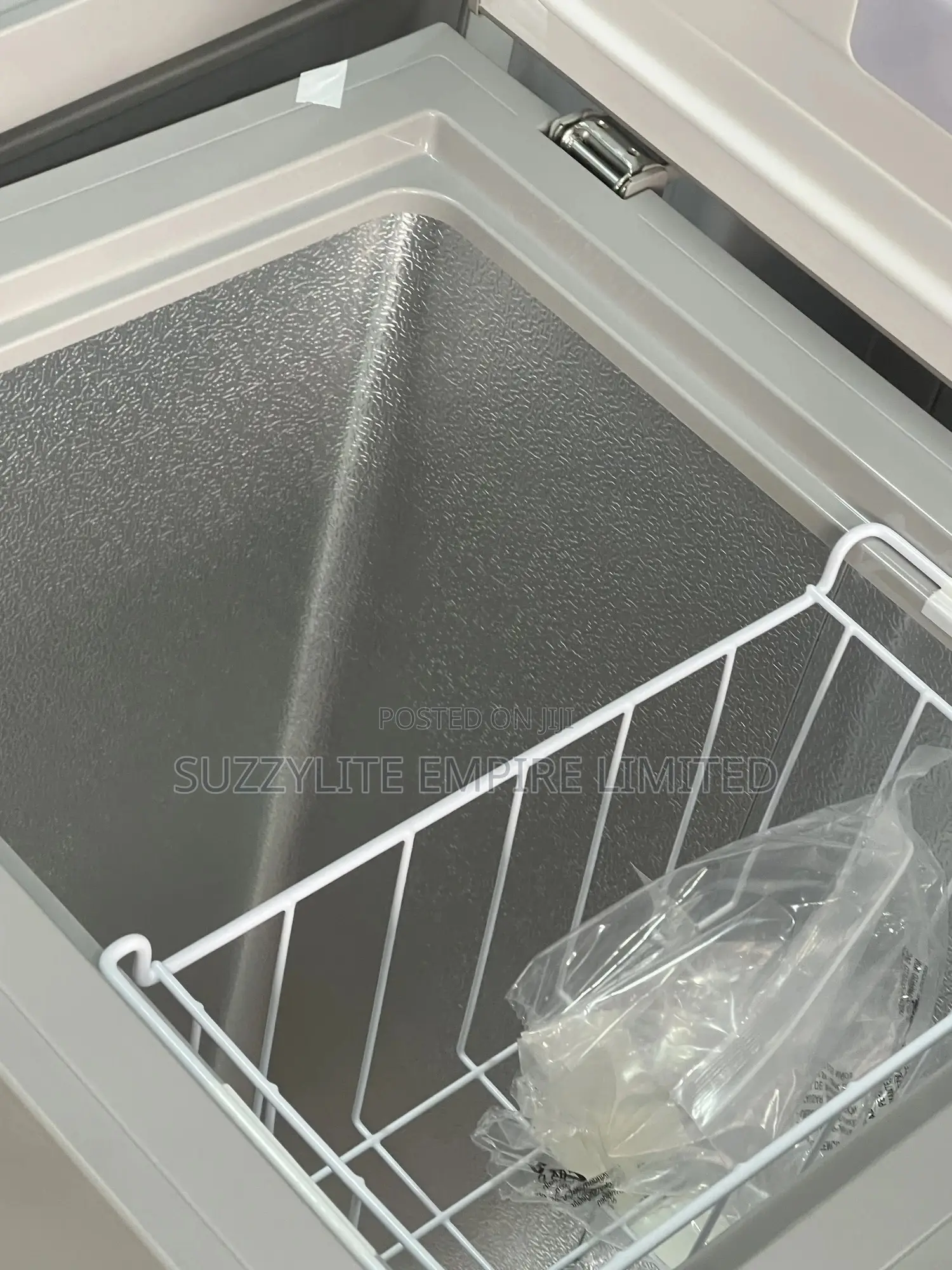 Hisense Freezer 142 Liters
