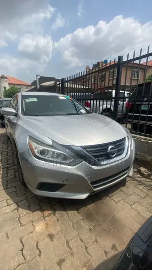 Nissan Altima 2.5 SV AWD 2019 Gray