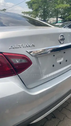 Nissan Altima 2.5 SV AWD 2019 Gray