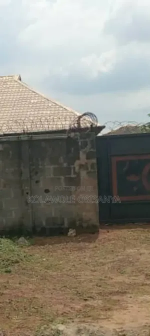 3bdrm Bungalow in Ado-Odo/Ota for sale