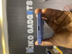 Apple iPhone 16 256 GB Blue