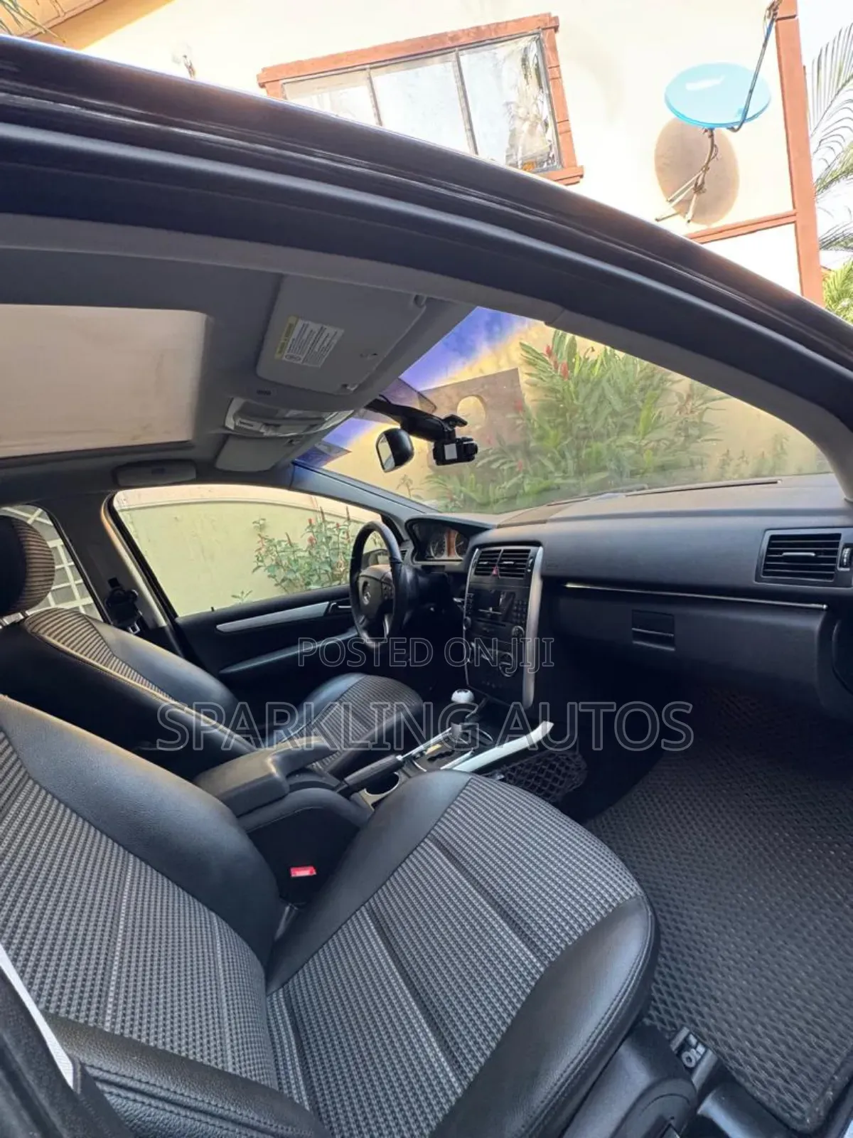 Mercedes-Benz B-Class 2009 Black