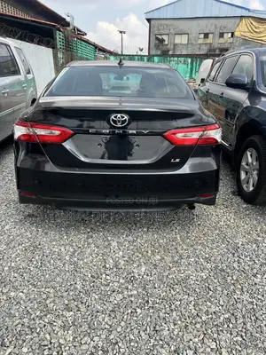 Toyota Camry LE (2.5L 4cyl 8A) 2019 Black