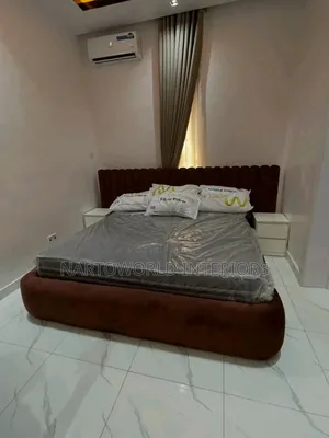 Quality Modern Brown 6by6 Bubble Bedframe.