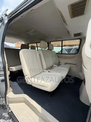 Toyota HiAce 2014 Grey