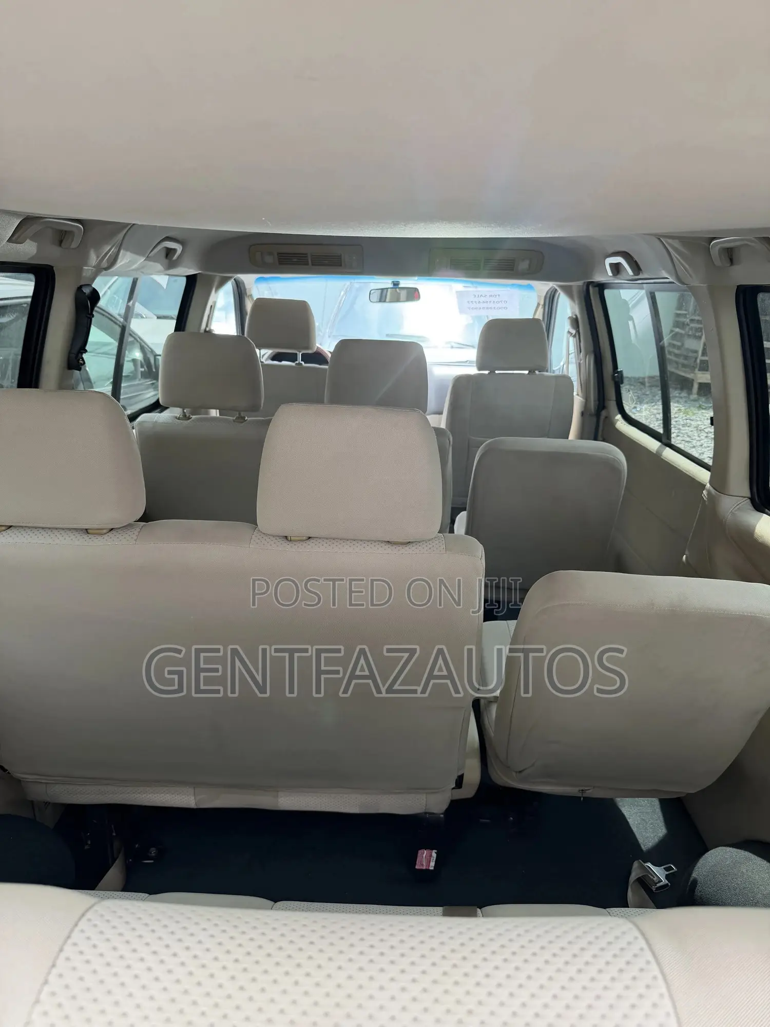 Toyota HiAce 2014 Grey