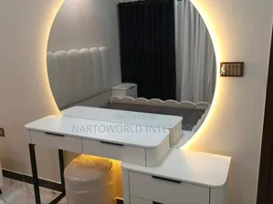 High Quality Luxury Cream Bubble Bedframe