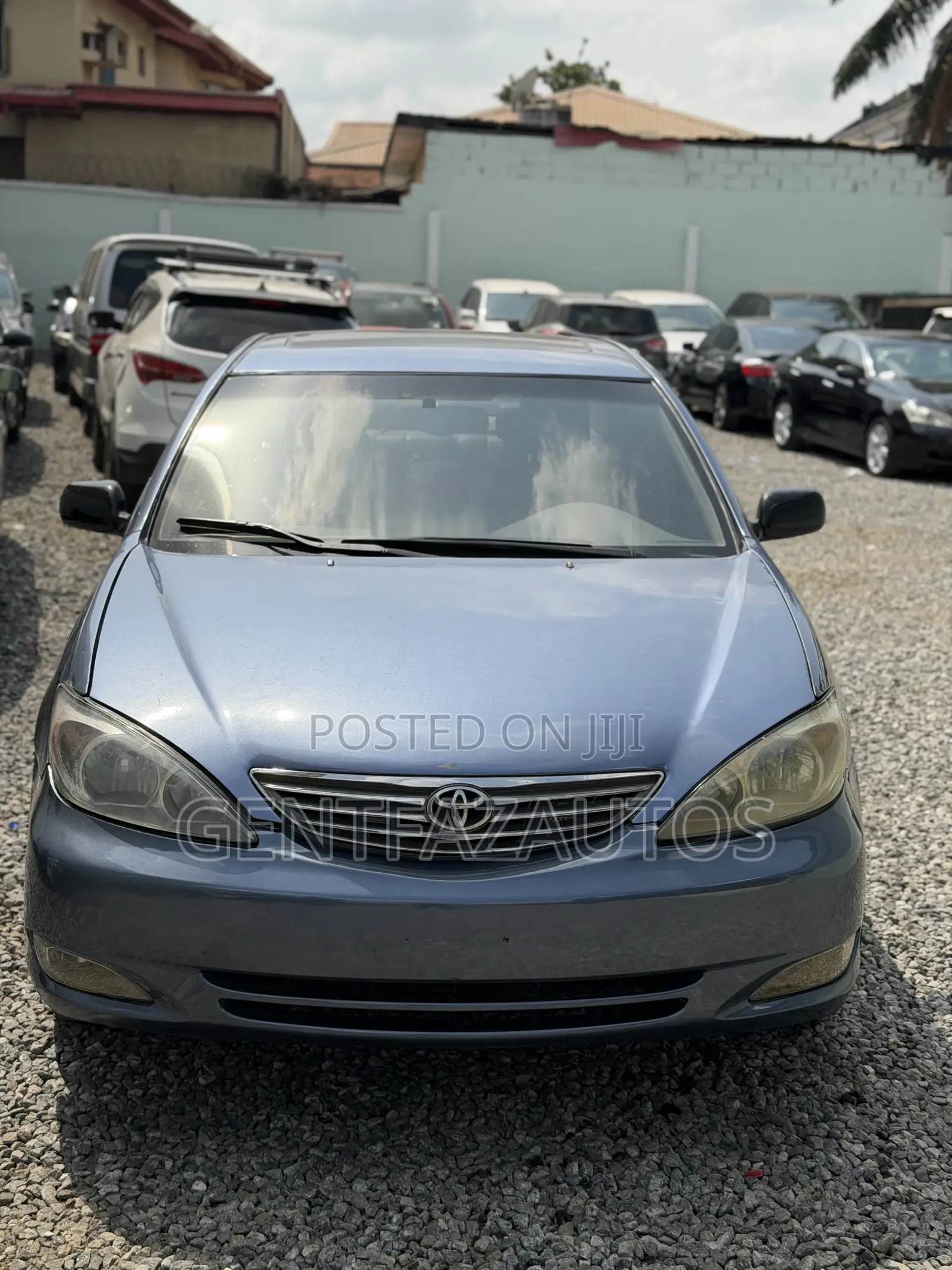 2003 Toyota Camry LE 4dr Sedan (2.4L 4cyl 5M)