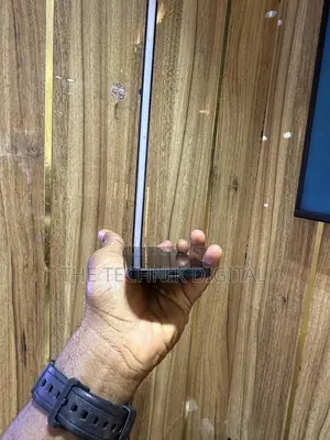 Apple iPhone 16 Pro 128 GB Black