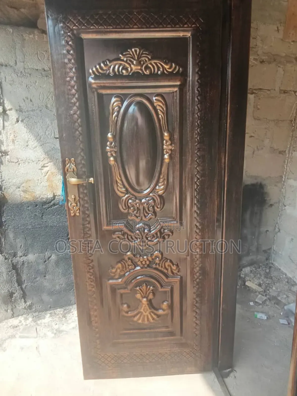 Single Padded Door