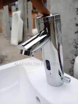 Chrome Automatic Sensor Faucet, Known as a Touchless Tap, Design