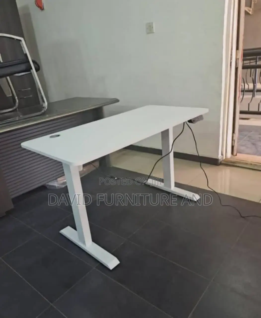 Sleek Computer Desk