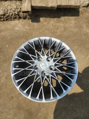 17-inch Lexus Oem Rim,Pencil Color.