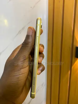 Apple iPhone XR 128 GB Yellow