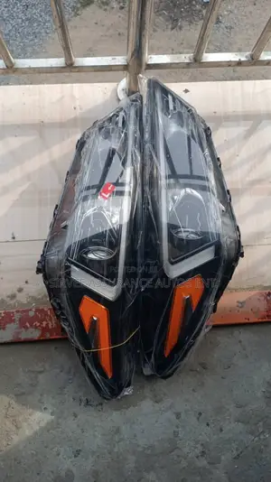 Head Light Hyundai Tucson 2019 Model