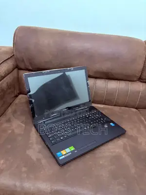 Laptop Lenovo Miix 630 4GB Intel Core I3 HDD 320GB